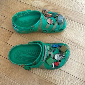 CROCS Green Kids Clogs with Fun Charms